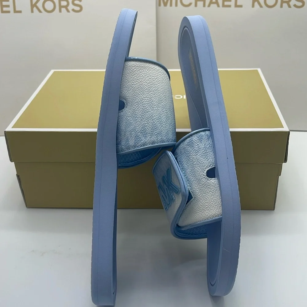Michael Kors Slide Logo Sandals Palmer Ombré Signature
Light Sky
NWT - Picture 10 of 16
